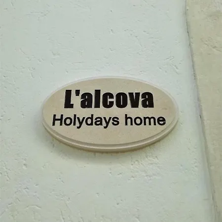 L 'alcova Holidays Centro Storico Vakantiehuis *
